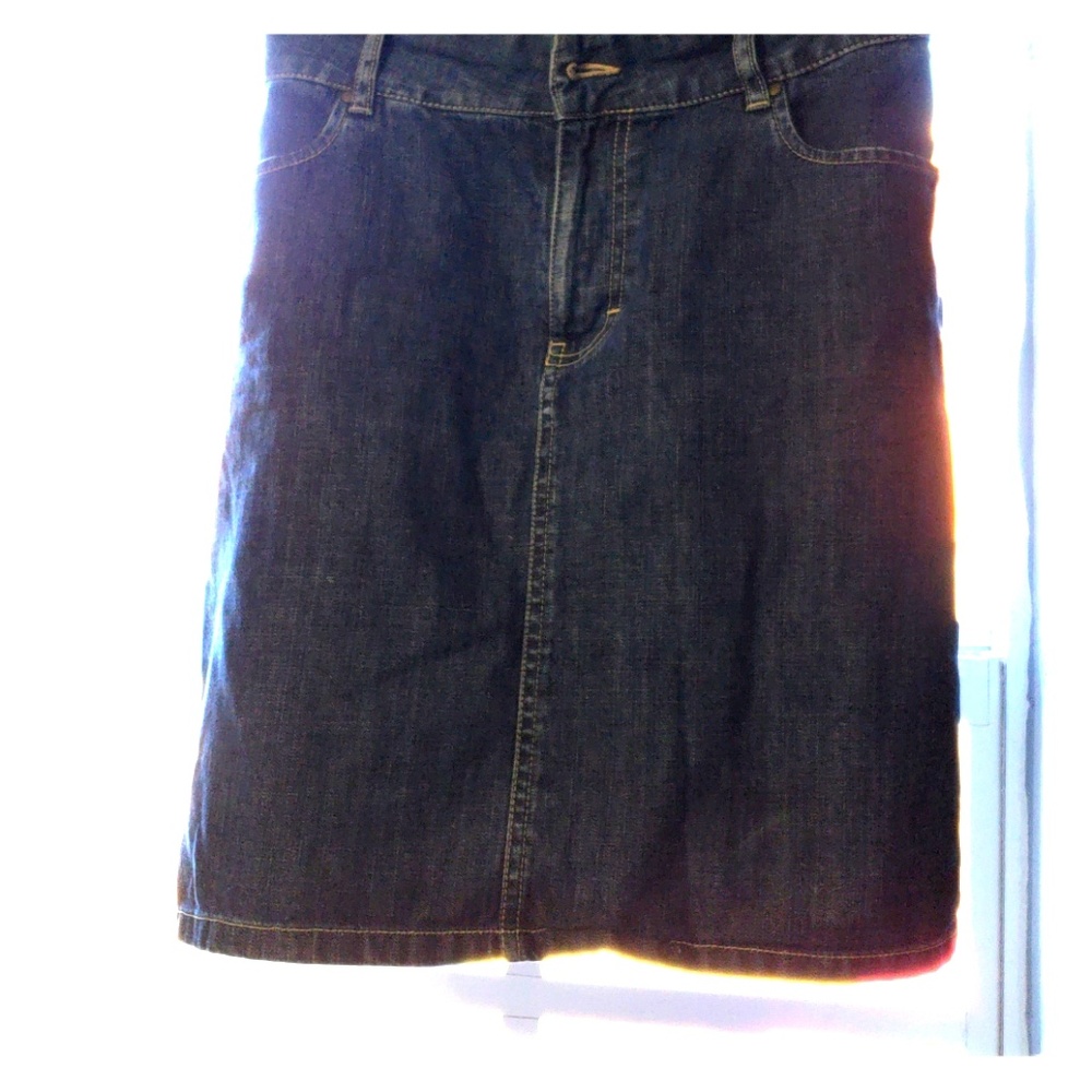 Tommy Hilfiger denim skirt